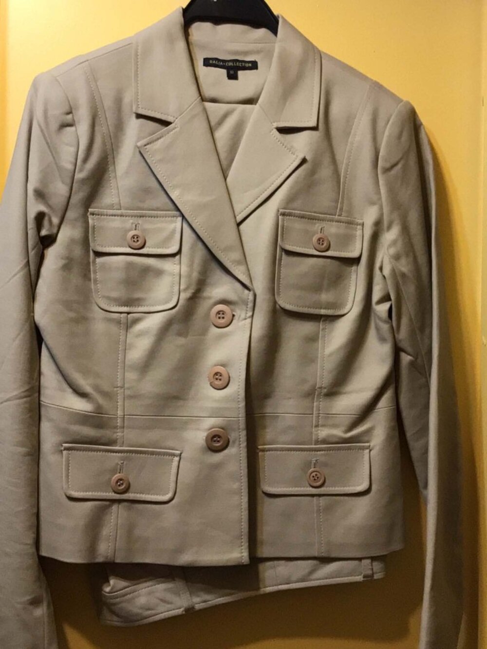 Tan pantsuit; smoke-free home; lined jacket; cotton/spandex